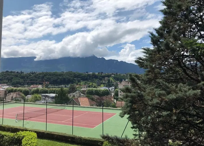 T1 Lumineux Avec Terrasse Et Parking Prive A - Fr-1-555-70