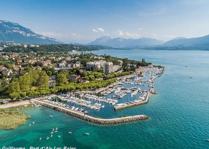 T1 Lumineux Avec Terrasse Et Parking Prive A - Fr-1-555-70 Aix-les-Bains